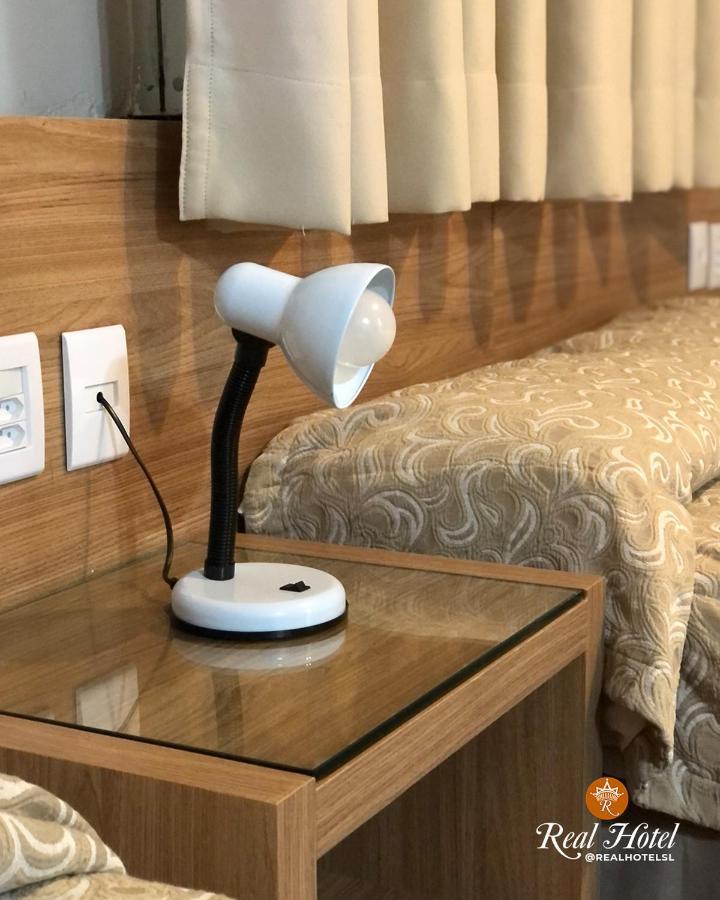 Real Hotel Sete Lagoas Luaran gambar